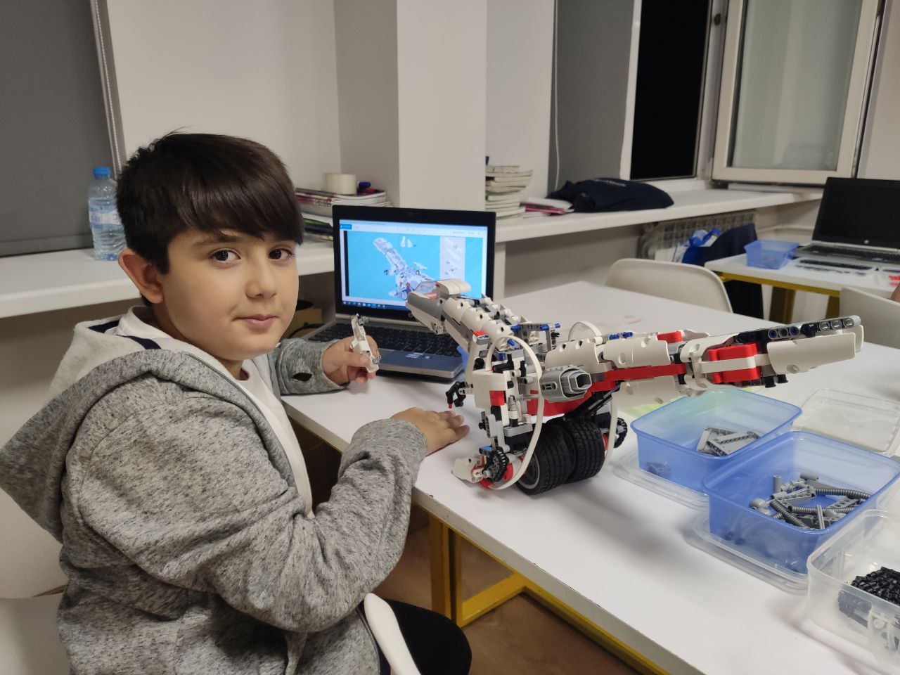 Robotics photo 1